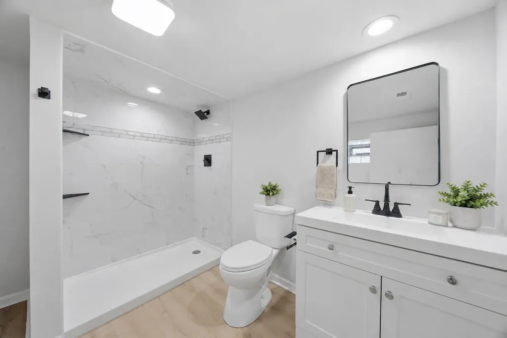 13346 Irving Avenue Blue Island IL 60406