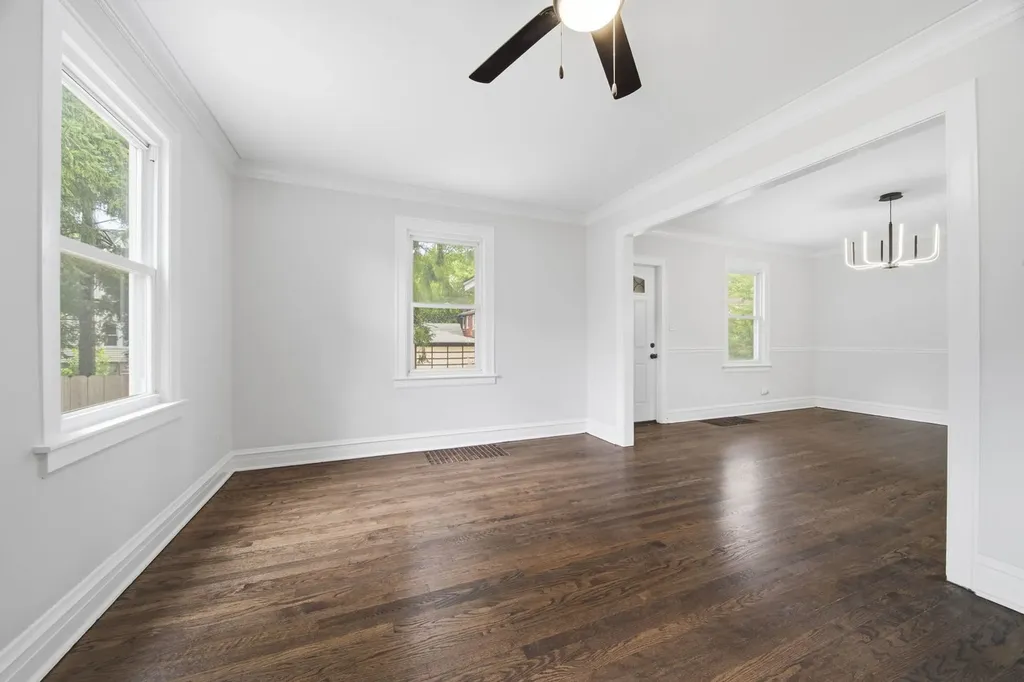 13346 Irving Avenue Blue Island IL 60406