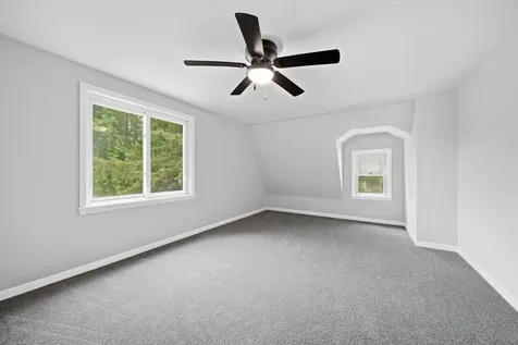 13346 Irving Avenue Blue Island IL 60406