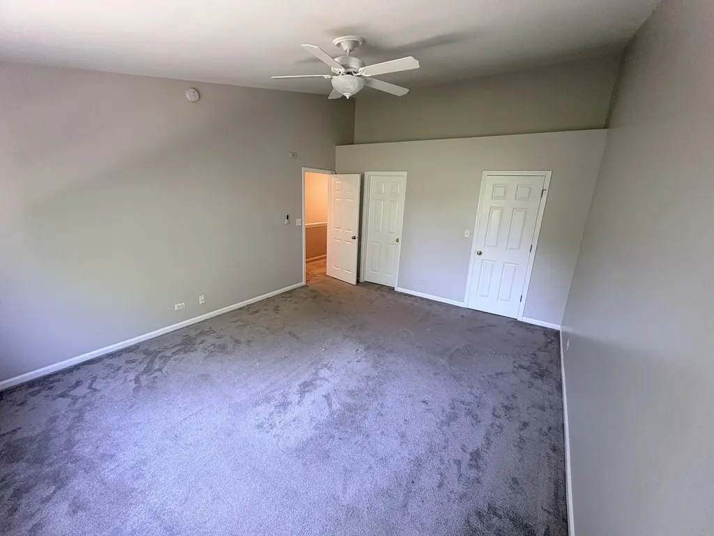 53 Braxton Lane Aurora IL 60504
