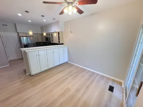 53 Braxton Lane Aurora IL 60504