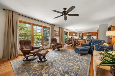 1239 Yorkshire Drive S Sycamore IL 60178
