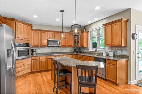506 Simsbury Court Oswego IL 60543