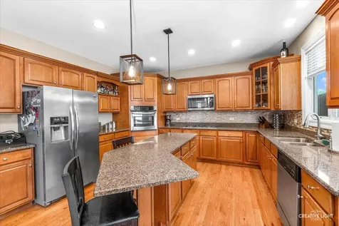 506 Simsbury Court Oswego IL 60543