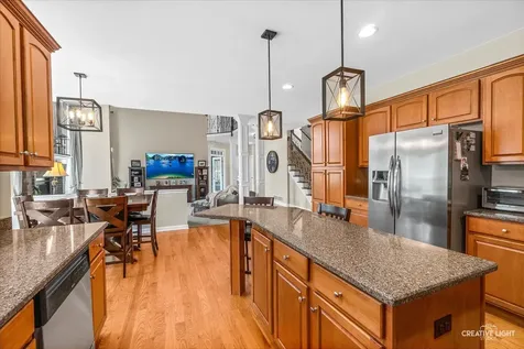 506 Simsbury Court Oswego IL 60543