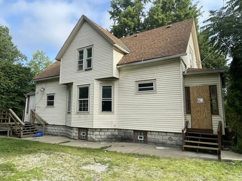 15276 State Street South Holland IL 60473