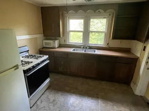 15276 State Street South Holland IL 60473