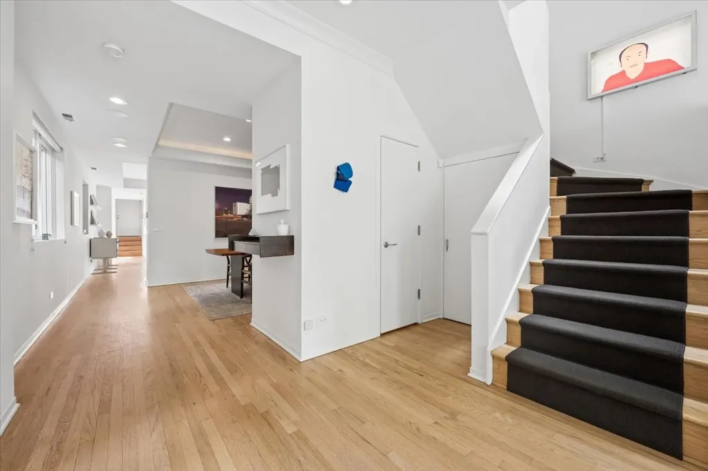 1922 West Cortland Street Chicago IL 60622
