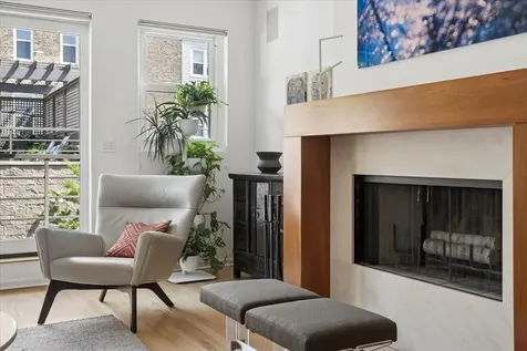 1922 West Cortland Street Chicago IL 60622