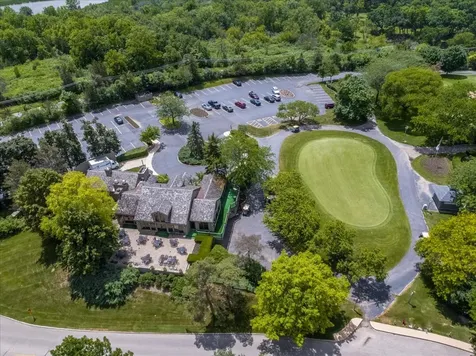 447 White Oak Lane Lake Barrington IL 60010