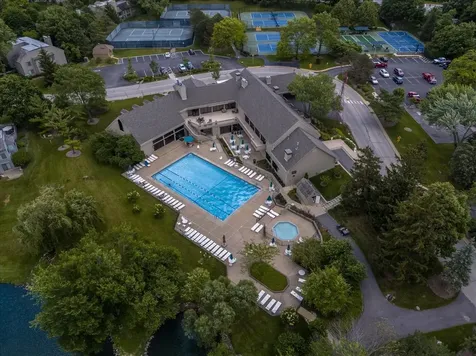 447 White Oak Lane Lake Barrington IL 60010