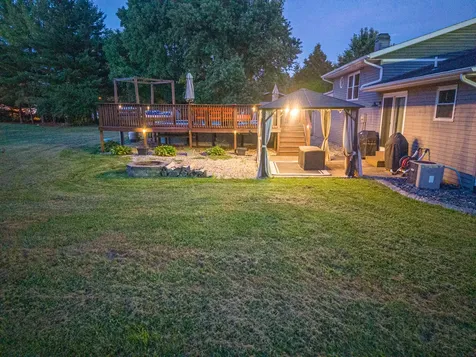 520 Cottonwood Drive Salem IL 62881