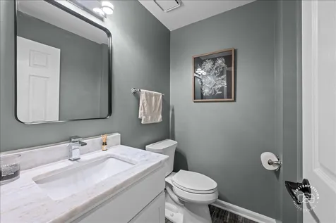 530 River Front Circle Naperville IL 60540