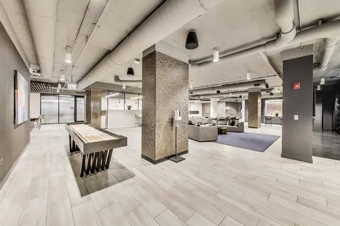 211 North Harbor Drive Chicago IL 60601