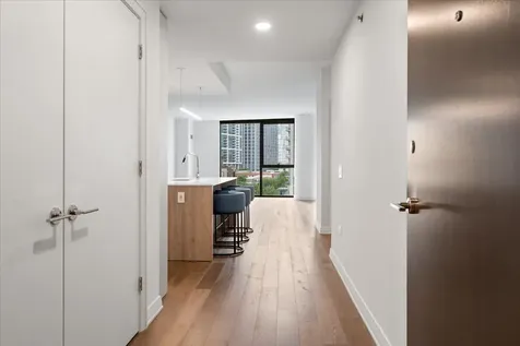 211 North Harbor Drive Chicago IL 60601