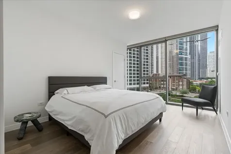 211 North Harbor Drive Chicago IL 60601