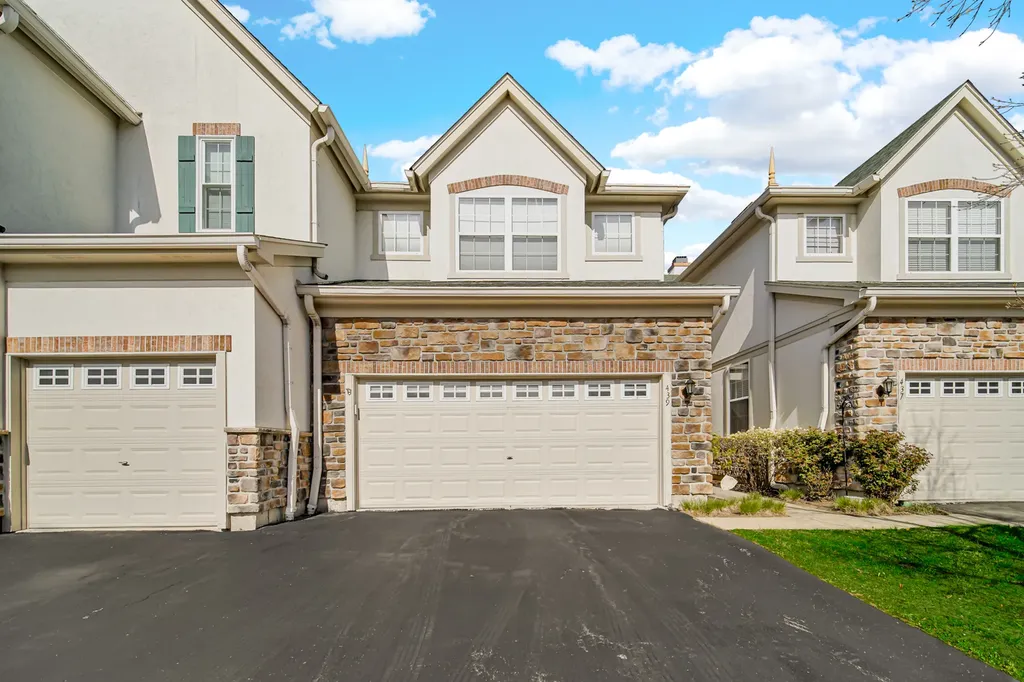 439 Bay Tree Circle Vernon Hills IL 60061