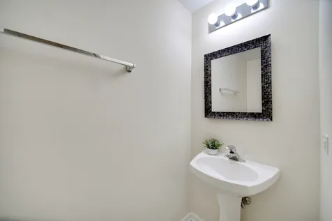 439 Bay Tree Circle Vernon Hills IL 60061