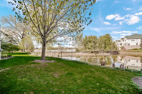 439 Bay Tree Circle Vernon Hills IL 60061