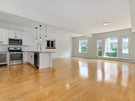 1618 West Chicago Avenue Chicago IL 60622