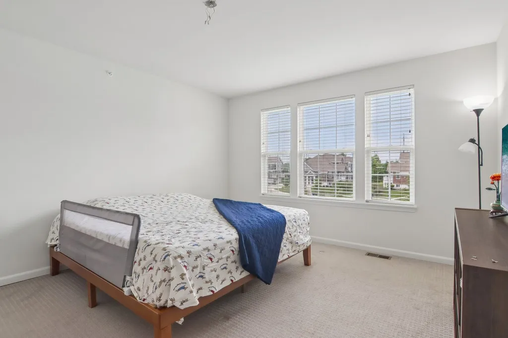 4425 Monroe Court Naperville IL 60564