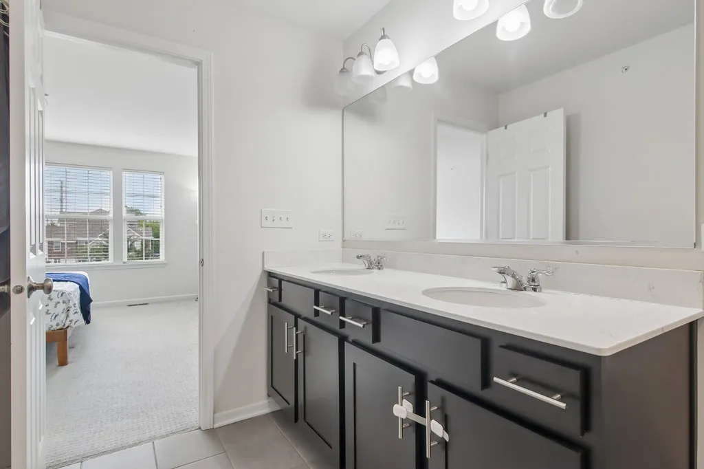 4425 Monroe Court Naperville IL 60564