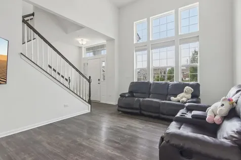 4425 Monroe Court Naperville IL 60564