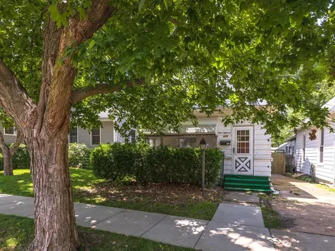 918 North Oak Street Bloomington IL 61701