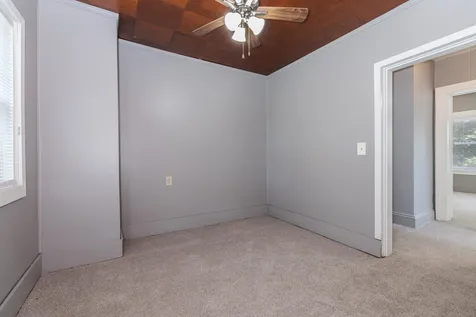 918 North Oak Street Bloomington IL 61701