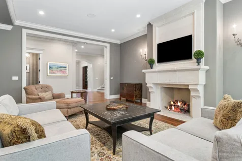 1128 Mt. Pleasant Road Winnetka IL 60093