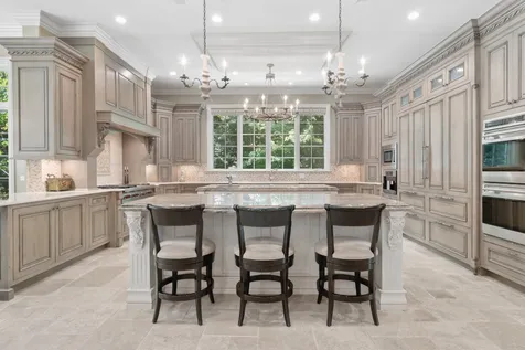 1128 Mt. Pleasant Road Winnetka IL 60093