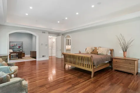 1128 Mt. Pleasant Road Winnetka IL 60093