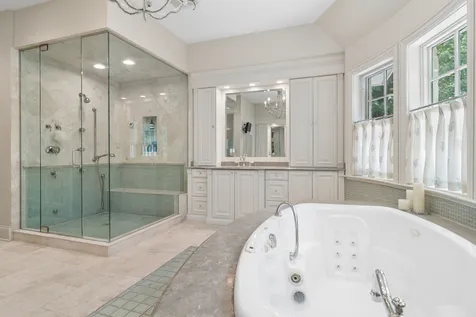1128 Mt. Pleasant Road Winnetka IL 60093