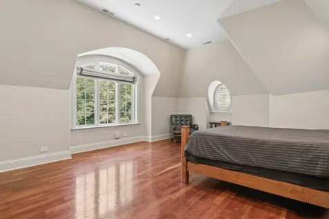 1128 Mt. Pleasant Road Winnetka IL 60093