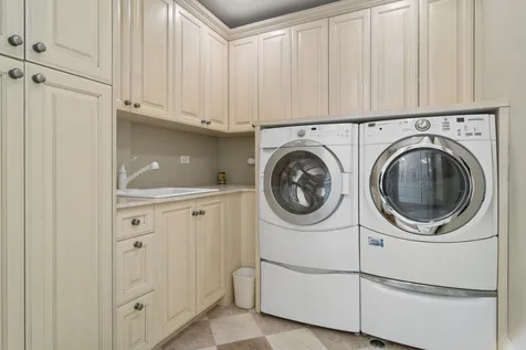 1128 Mt. Pleasant Road Winnetka IL 60093