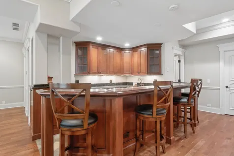 1128 Mt. Pleasant Road Winnetka IL 60093