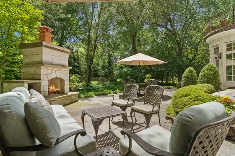 1128 Mt. Pleasant Road Winnetka IL 60093