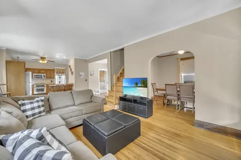 1337 Campbell Avenue Lasalle IL 61301