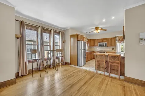 1337 Campbell Avenue Lasalle IL 61301
