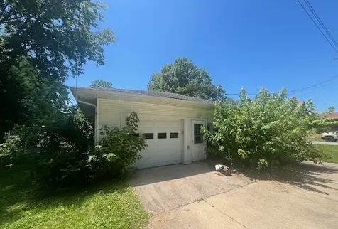 515 East Washington Street Hoopeston IL 60942