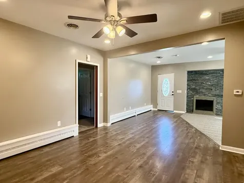 437 10TH Place Lasalle IL 61301