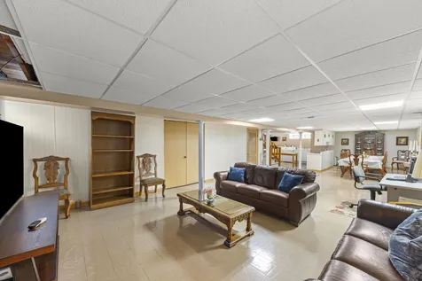 261 South Mayfair Place Chicago Heights IL 60411