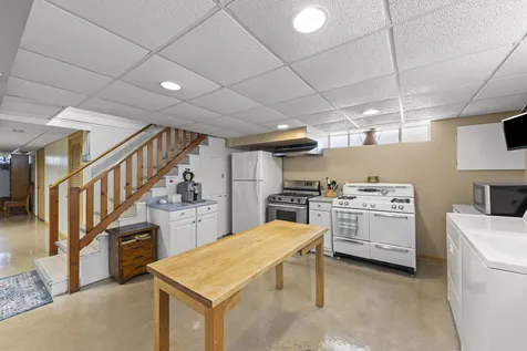 261 South Mayfair Place Chicago Heights IL 60411