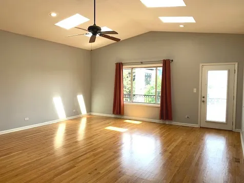 1327 West Walton Street Chicago IL 60642