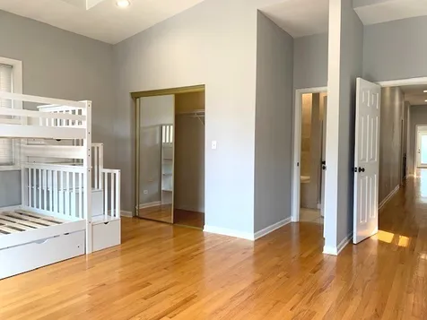 1327 West Walton Street Chicago IL 60642