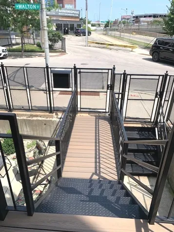 1327 West Walton Street Chicago IL 60642