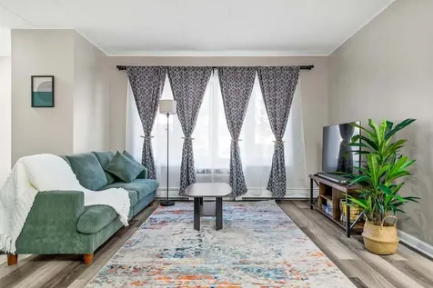 816 West Saint James Street Arlington Heights IL 60005