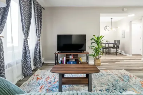 816 West Saint James Street Arlington Heights IL 60005