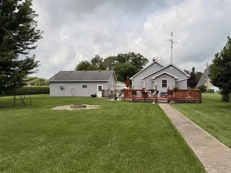 310 South 2nd Street Standard IL 61363