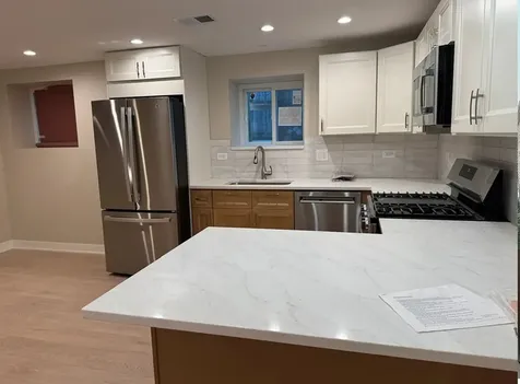3921 North Saint Louis Avenue Chicago IL 60618